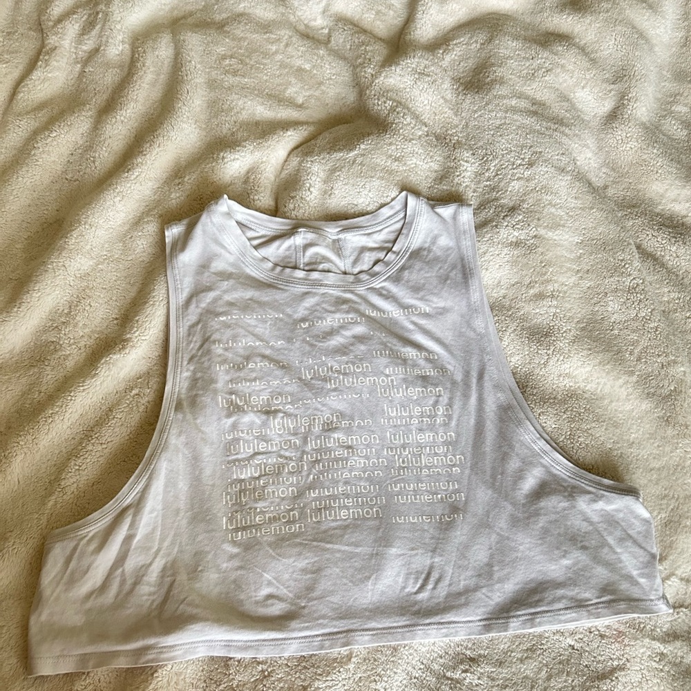 Lululemon Cropped Muscle Tank size 10 in White